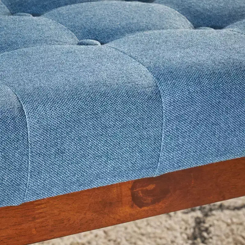 Poggiapiedi Flora Mid Century Modern 44 Rivestito con Trapuntatura in Legno di Gomma