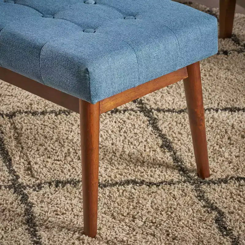 Poggiapiedi Flora Mid Century Modern 44 Rivestito con Trapuntatura in Legno di Gomma