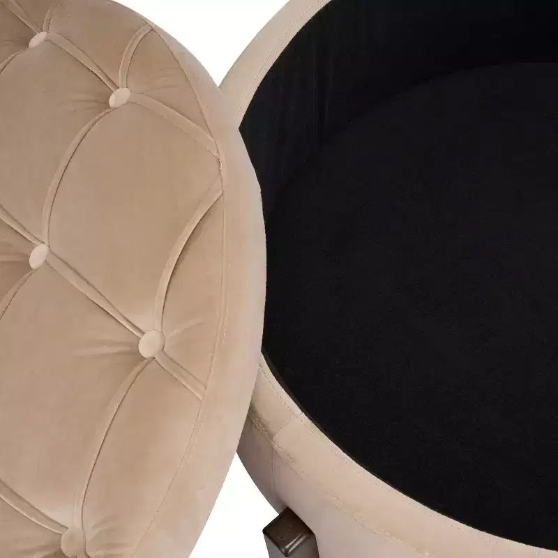 Poggiapiedi Moderno Rotondo in Legno Rivestito con Design Capitonnè e Coperchio Reversibile