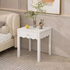 Comodino bianco con cassetto, tavolino moderno con design a grembiule ondulato, tavolino compatto per camera da letto e soggiorno, tavolino piccolo con contenitore