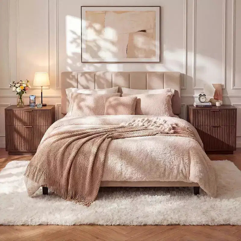 Comodino scanalato, Comodino di metà secolo, Tavolino moderno, Profilo curvo, per camera da letto, soggiorno